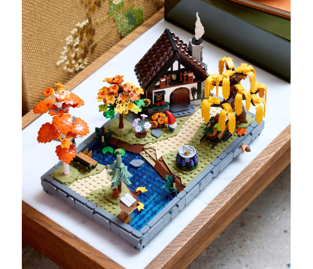 LEGO ICONS 11372 Jesienny ogród z chatką - 1473408 - zdjęcie 5